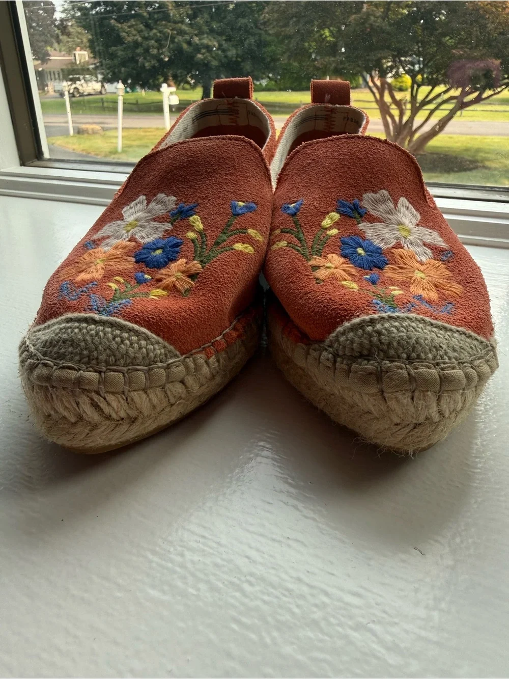 Light Red Floral Embroidered Slip-On Espadrilles